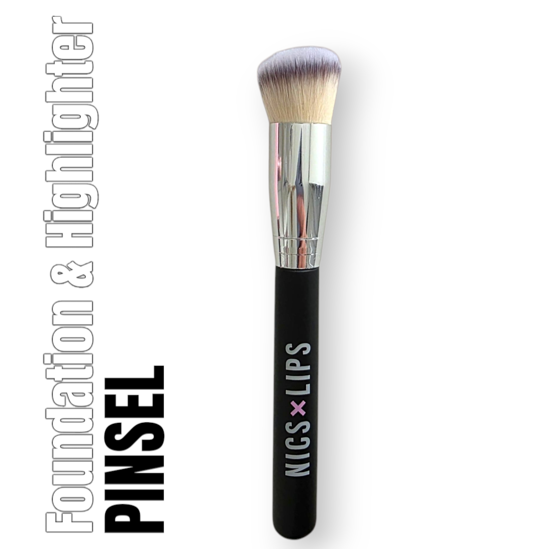 NICS LIPS GLOW BRUSH  Foundation Pinsel
