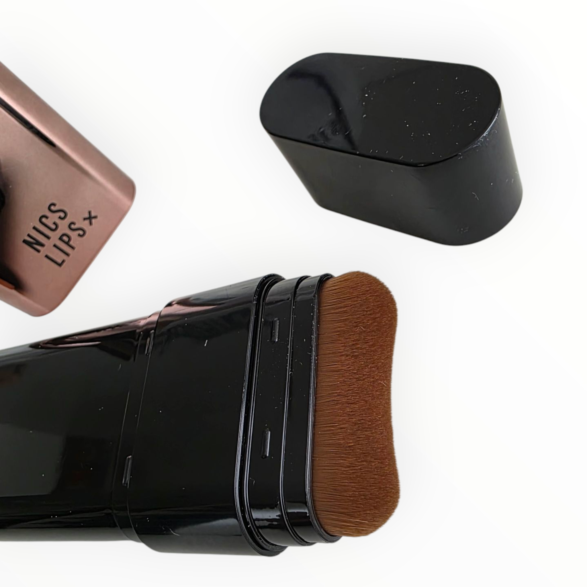 NICS LIPS Foundation Stick