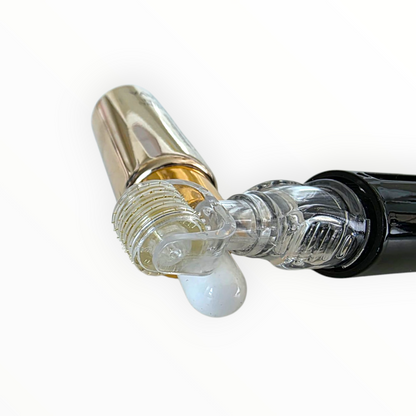 LIP REVOLUTION  MICRONEEDLING-STIFT & LIP-SERUM