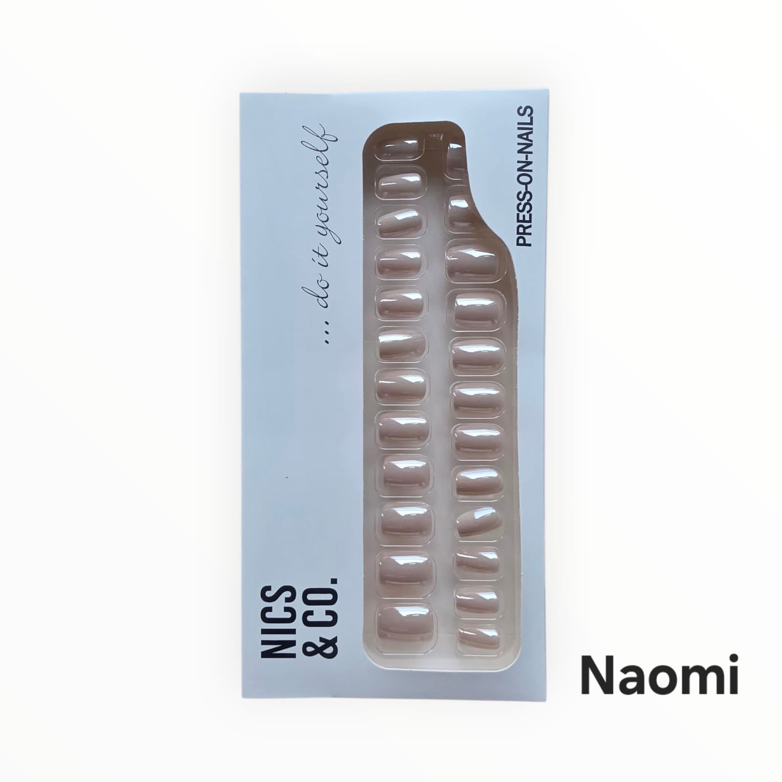 NICS & CO. Press On Nails – Set