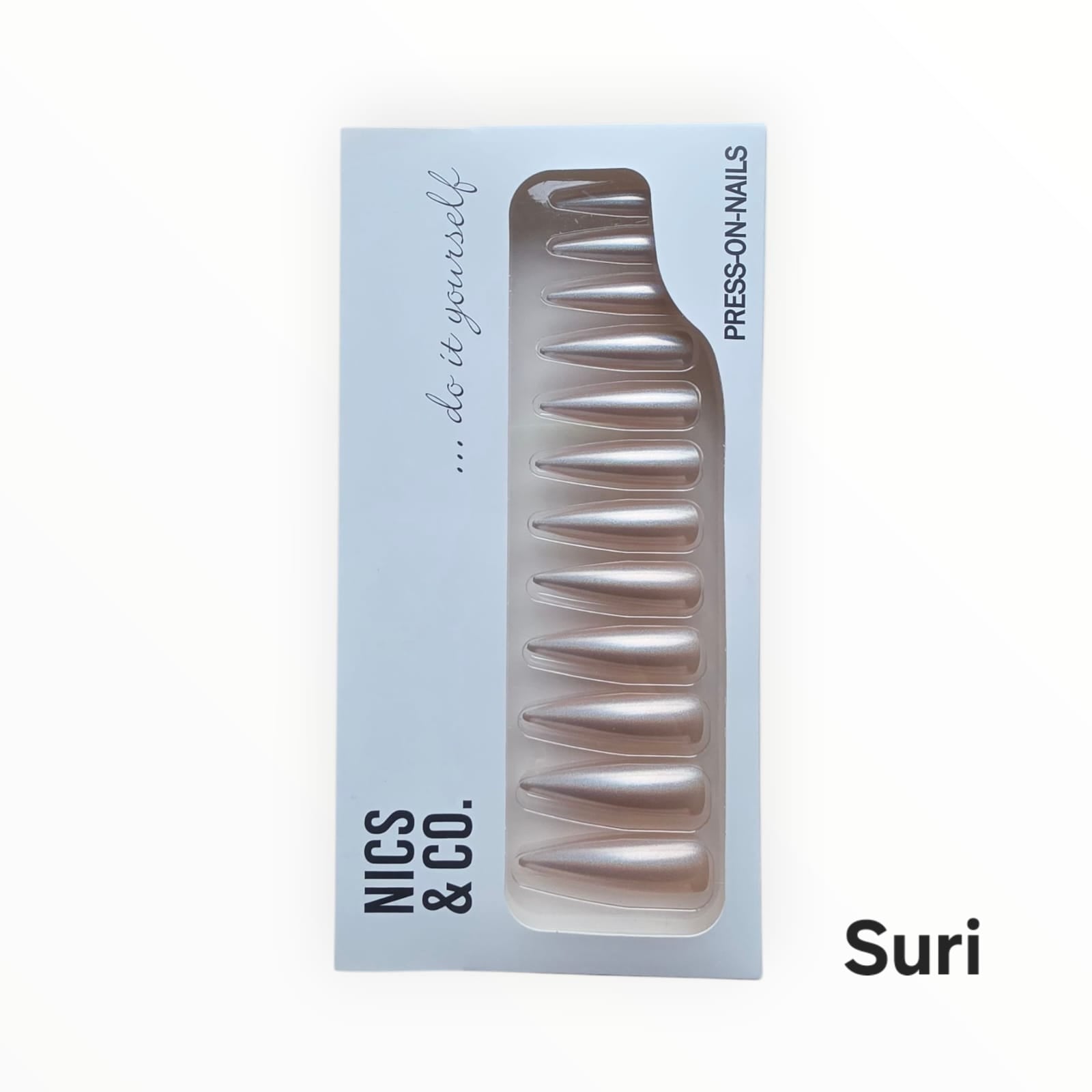 NICS & CO. Press On Nails – Set